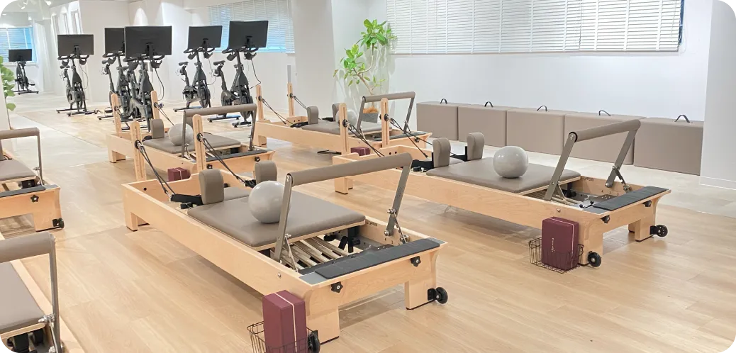 FIVE ELEMENT FIT 高島平店の内観